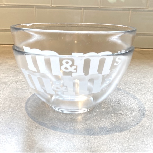 M&M's Clear Glass Cereal bowl - Set of 2 - Picture 8 of 9